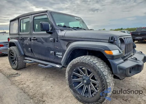 2021 Jeep Wrangler Unlimited Sport z USA, uszkodzony, nr VIN 1C4HJXDG3MW530966